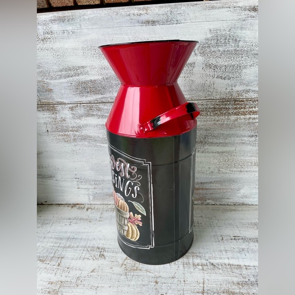 *Harvest Metal Milk Can Red - Picture 12 of 12